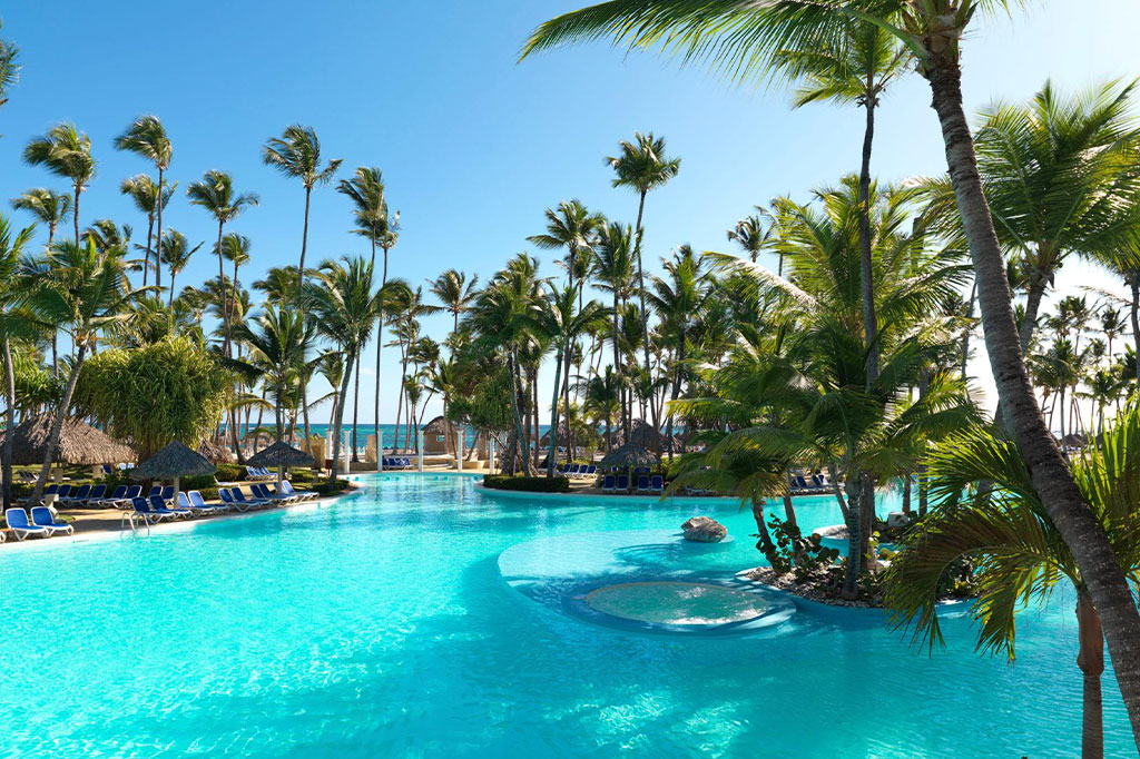 HOTEL MELIÁ CARIBE BEACH Large Pool