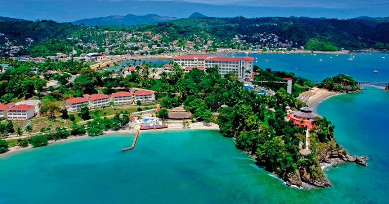 Bahia-Principe-Grand-Cayacoa-view-hotel