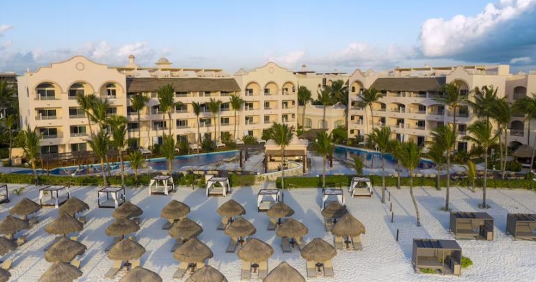 Excellence-Riviera-Cancun-view-hotel